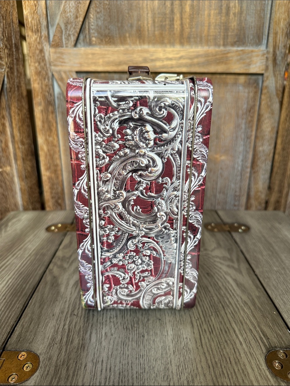 Brighton RARE Collectable Metallic Lunch Box - Picture 3 of 10